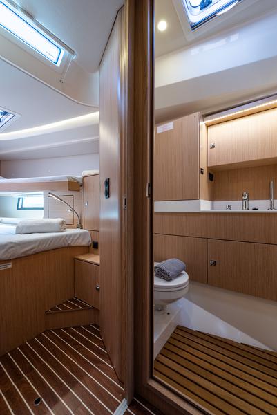 Book yachts online - sailboat - Bavaria C45 - Barbagiannis - rent