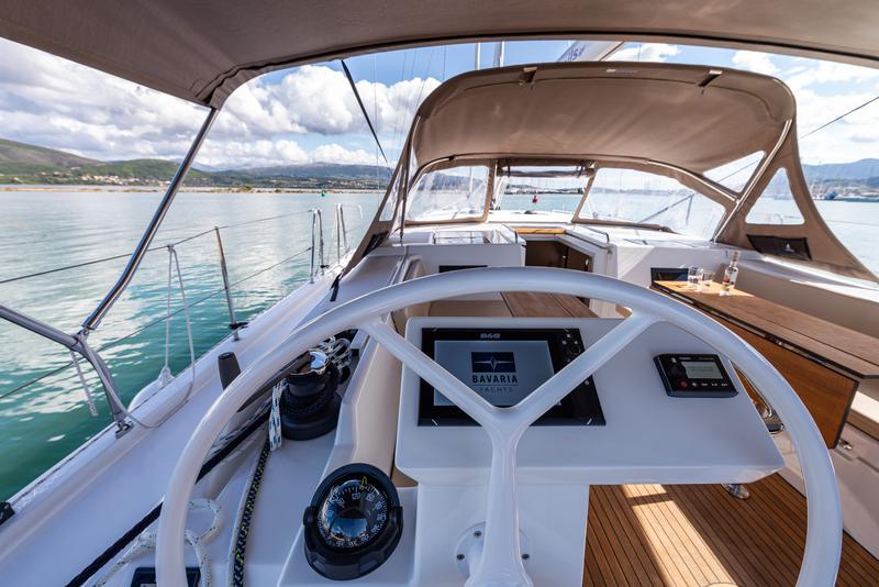 Book yachts online - sailboat - Bavaria C45 - Barbagiannis - rent