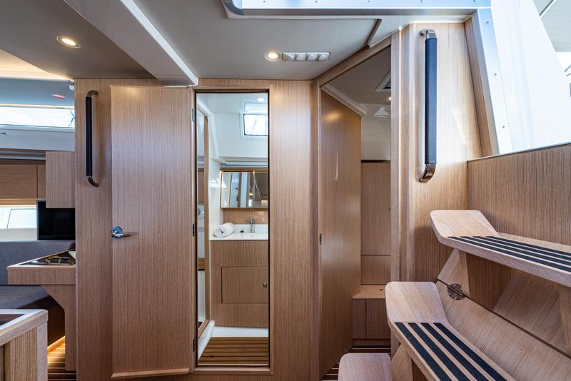 Book yachts online - sailboat - Bavaria C45 - Barbagiannis - rent