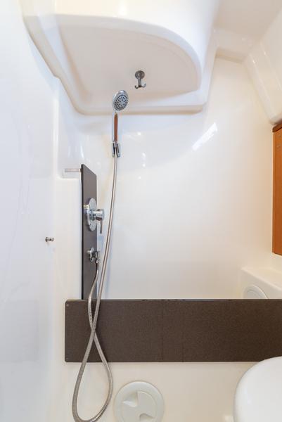 Book yachts online - sailboat - Bavaria 37 - Chnoudalo - rent