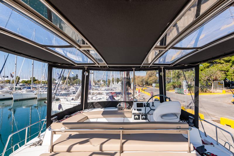 Book yachts online - catamaran - Bali 4.3 - Alba - rent
