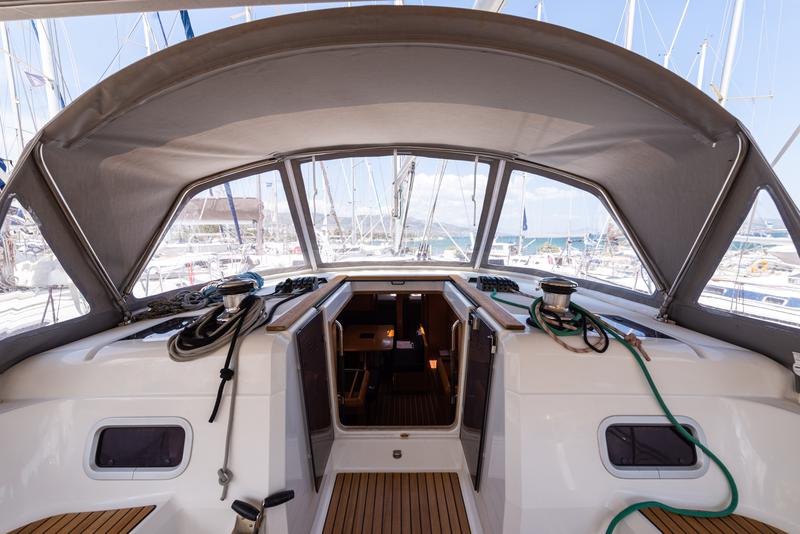 Book yachts online - sailboat - Sun Odyssey 509 - Aposperitis - rent
