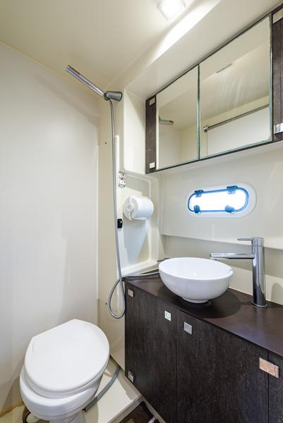 Book yachts online - catamaran - Bali 4.3 - Gatto Nero - rent