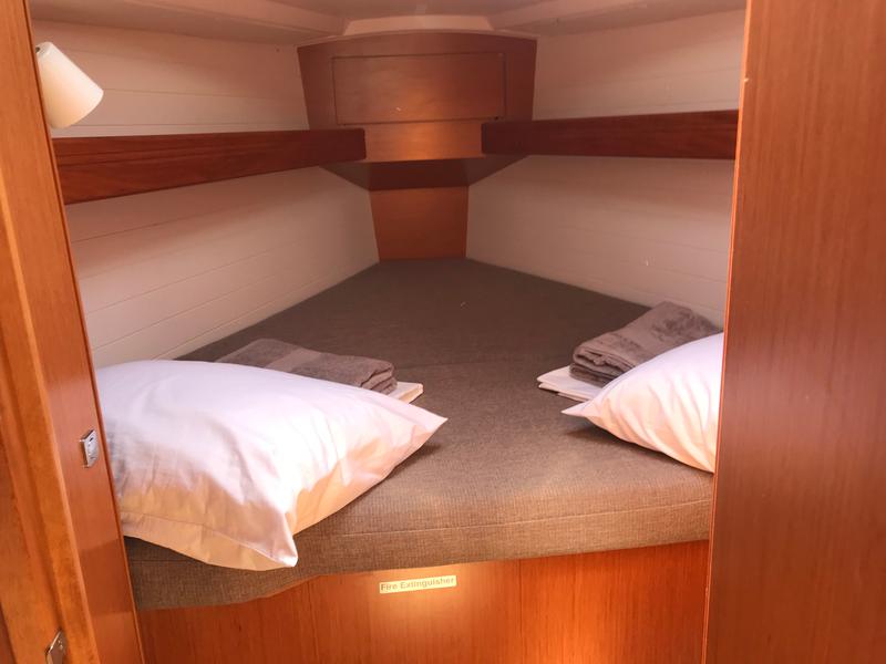 Book yachts online - sailboat - Bavaria 33 Cruiser - Brizo - rent