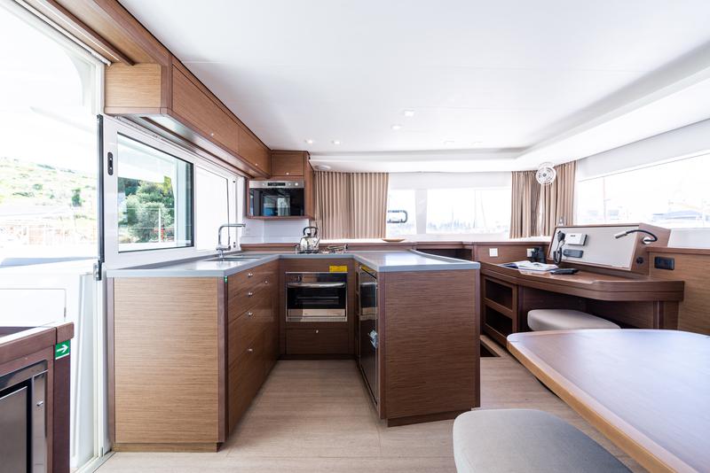 Book yachts online - catamaran - Lagoon 450 F - Wander - rent