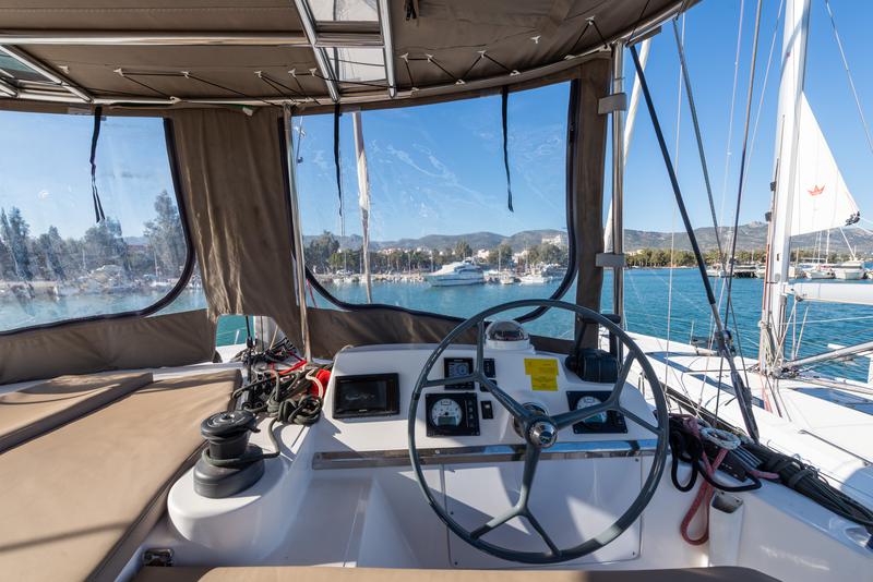 Book yachts online - catamaran - Bali 4.1 - Ramon - rent