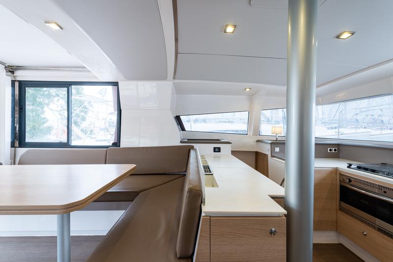 Book yachts online - catamaran - Bali 4.1 - Ramon - rent