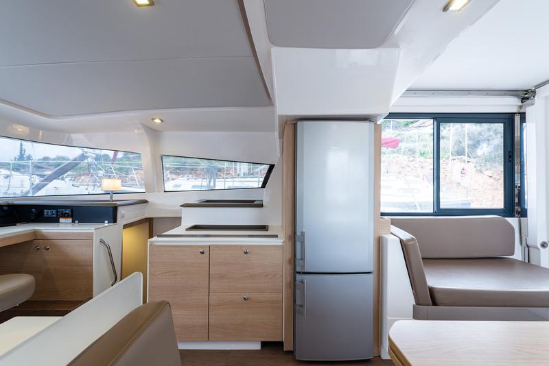 Book yachts online - catamaran - Bali 4.1 - Ramon - rent