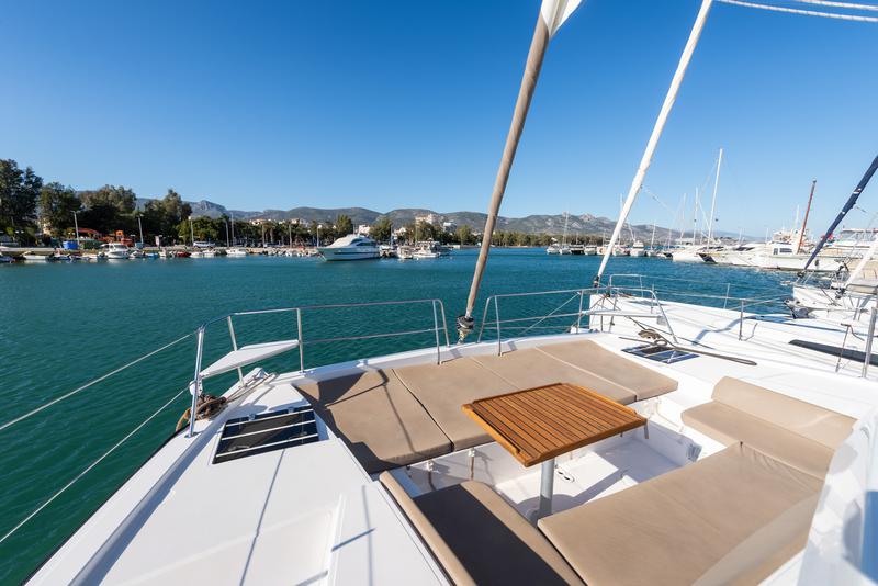 Book yachts online - catamaran - Bali 4.1 - Ramon - rent