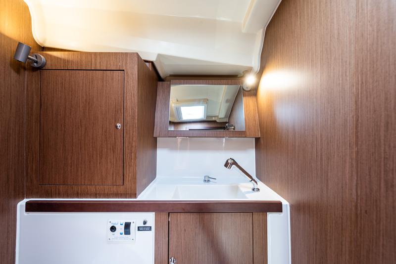 Book yachts online - sailboat - Oceanis 41.1 - Argyroula - rent