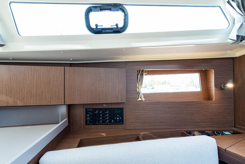 Book yachts online - sailboat - Oceanis 41.1 - Argyroula - rent