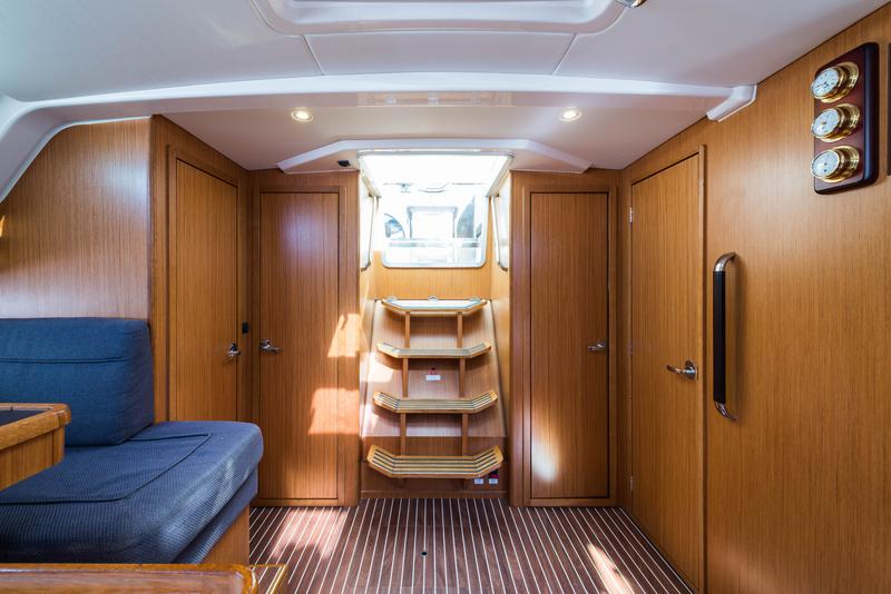 Book yachts online - sailboat - Bavaria Cruiser 56 - Breathless - rent