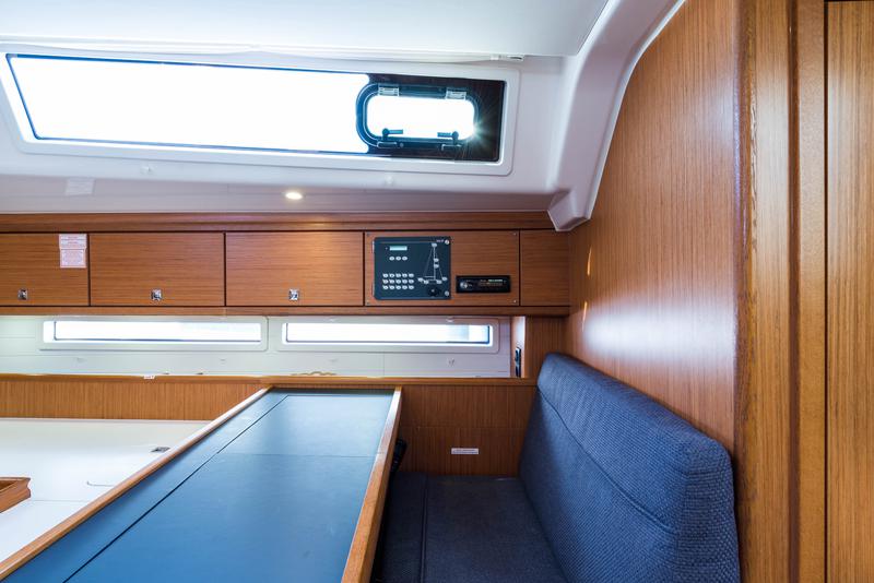 Book yachts online - sailboat - Bavaria Cruiser 56 - Breathless - rent