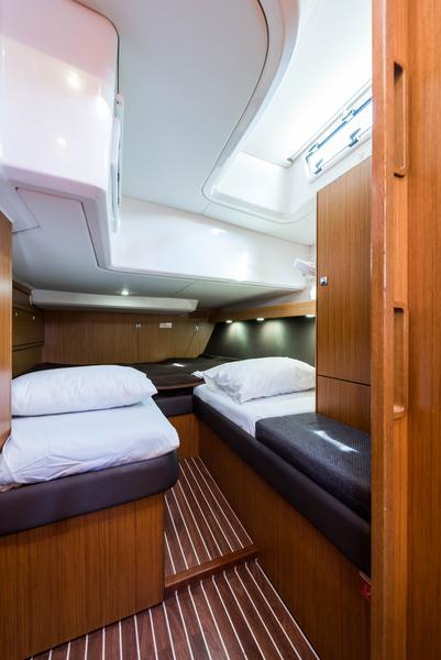 Book yachts online - sailboat - Bavaria Cruiser 56 - Breathless - rent