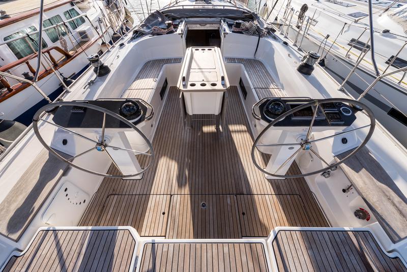 Book yachts online - sailboat - Bavaria Cruiser 56 - Breathless - rent