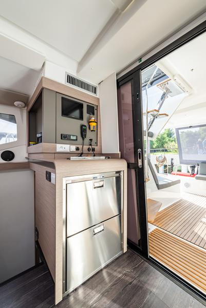 Book yachts online - catamaran - Isla 40 - Rih - rent
