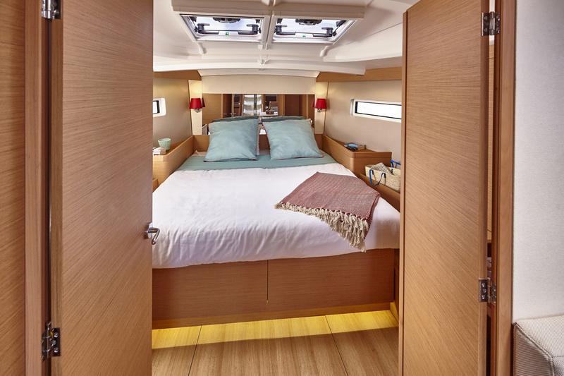 Book yachts online - sailboat - Sun Odyssey 440/3cab. - My Jenny - rent