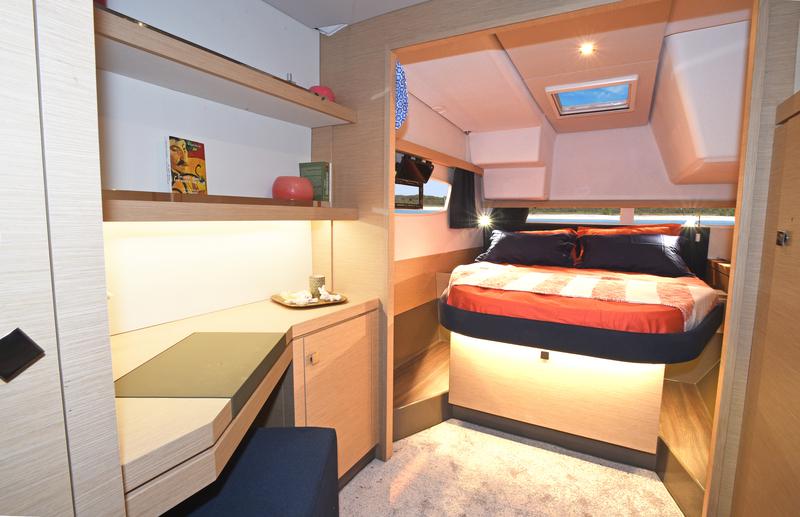 Book yachts online - catamaran - Lucia 40 owner version - Princess Lea - rent