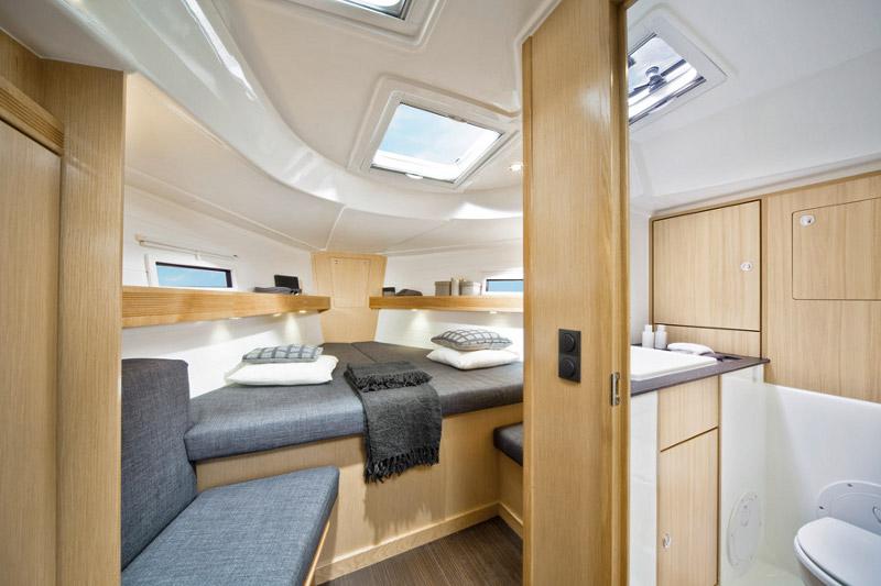 Book yachts online - sailboat - Bavaria 40 Cruiser S - CHASQUI - rent