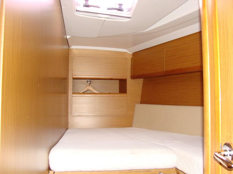 Book yachts online - sailboat - Sun Odyssey 49i - Doris - rent