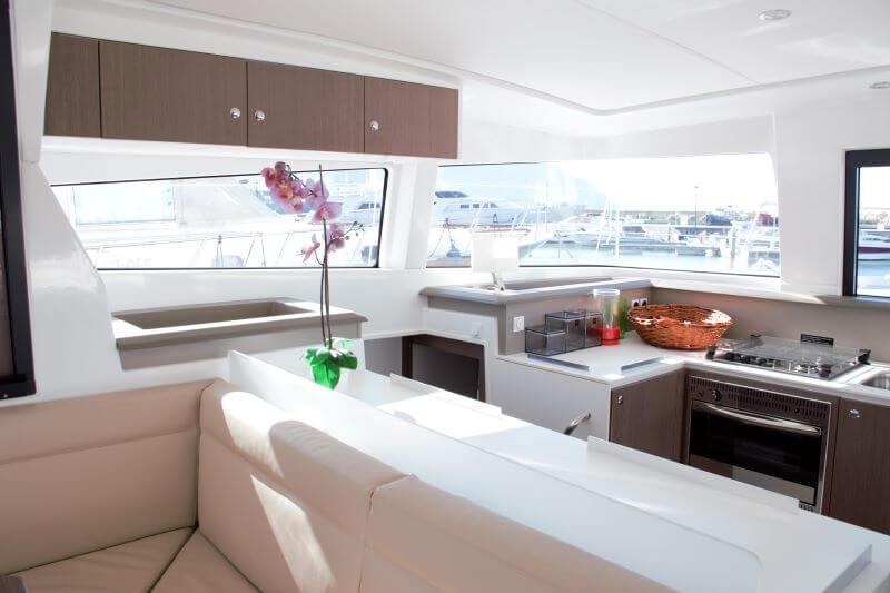 Book yachts online - catamaran - Bali 4.3 - Fasteam One (WM - A/C - GENERATOR) - rent