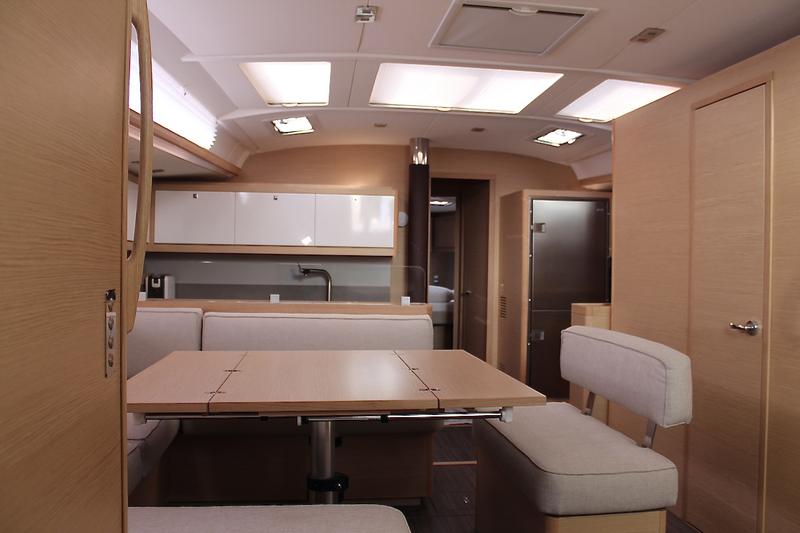 Book yachts online - sailboat - Dufour 530 - Why Not 18 - rent
