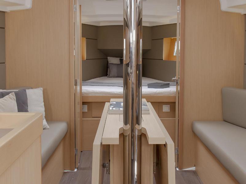 Book yachts online - sailboat - Oceanis 35.1 - Nemo Nefes - rent
