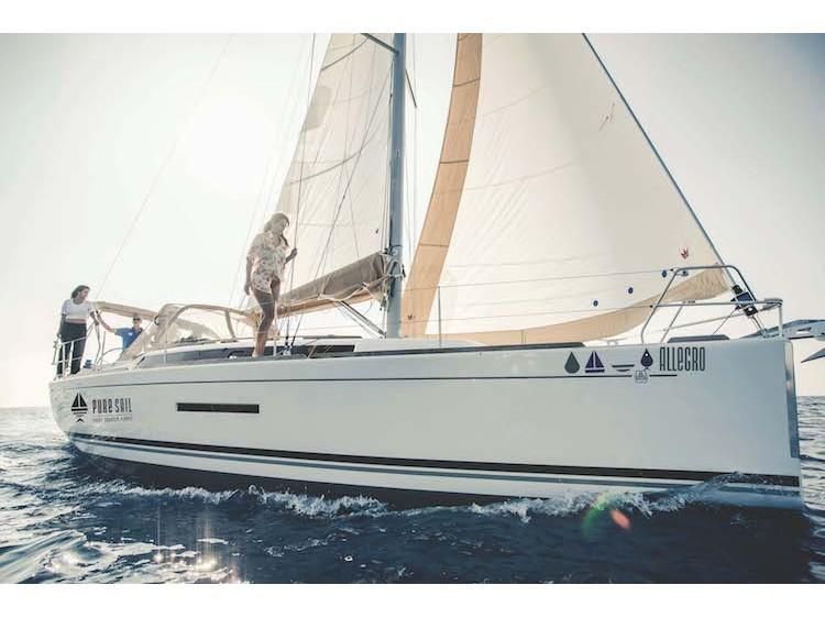 Book yachts online - sailboat - Dufour Grand Large 382 - Allegro - rent