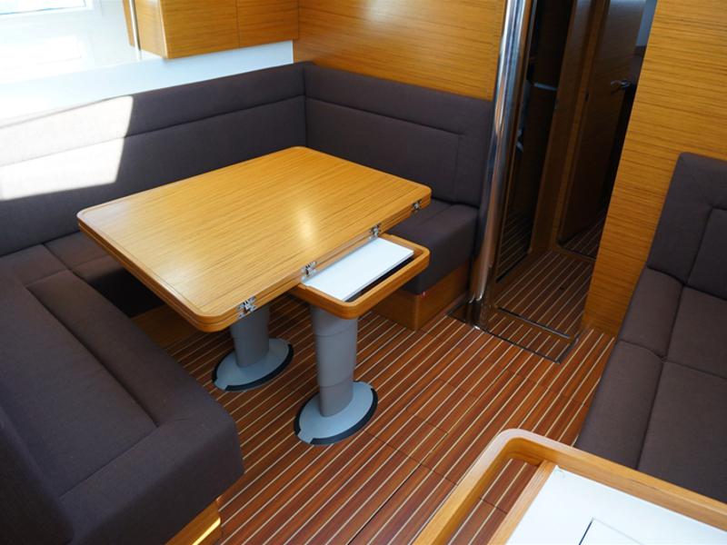 Book yachts online - sailboat - Elan 45 Impression. - Alkistis - rent