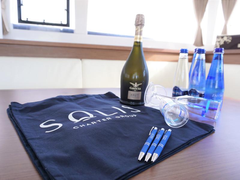 Book yachts online - catamaran - Lagoon 450 - Saga - rent