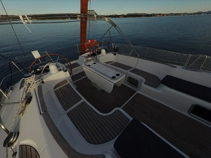 Book yachts online - sailboat - Sun Odyssey 54 DS - MACCHIATO - rent