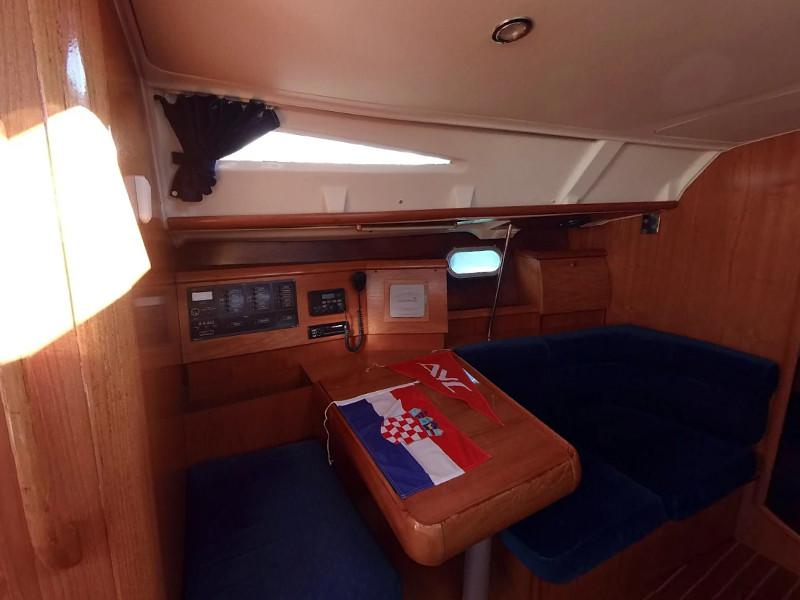 Book yachts online - sailboat - Sun Odyssey 40 - BALANCE - rent