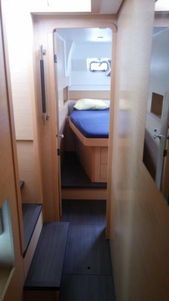Book yachts online - catamaran - Lagoon 400 S2 - Trixi - rent