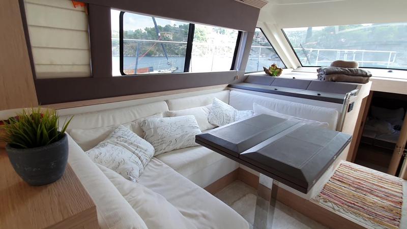 Book yachts online - motorboat - Monte Carlo 5 - Sundowner - rent