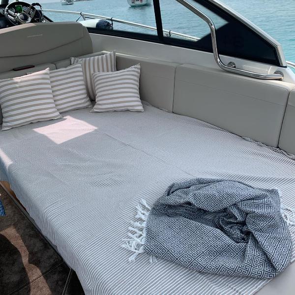 Book yachts online - motorboat - Grandezza 34 OC - Alice - rent