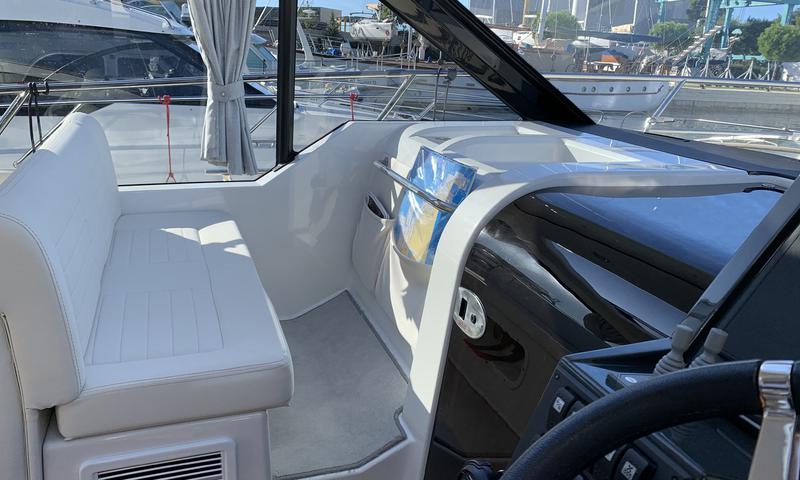 Book yachts online - motorboat - Grandezza 37 CA - KRISTINA - rent