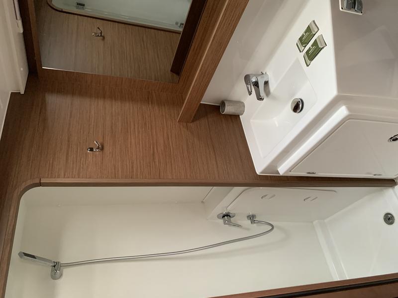 Book yachts online - catamaran - Lagoon 42 - Majorelle Blue | A/C generator watermaker - rent
