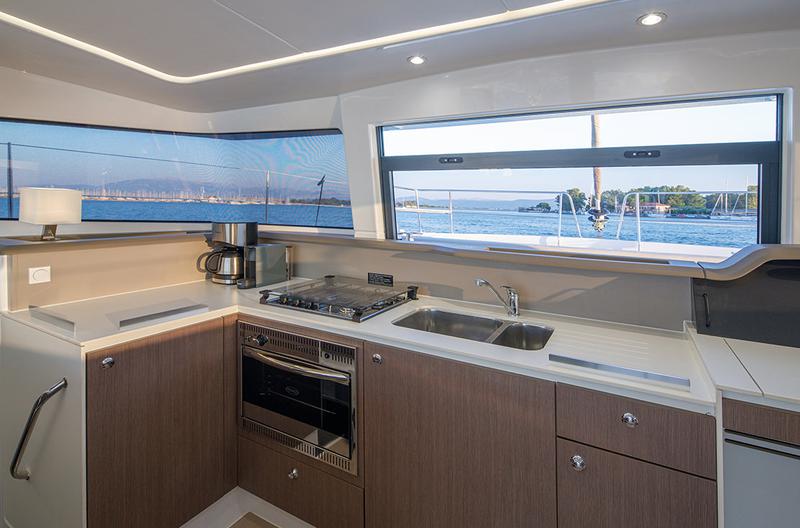 Book yachts online - catamaran - Bali 4.1 - Paspartu | A/C generator watermaker - rent