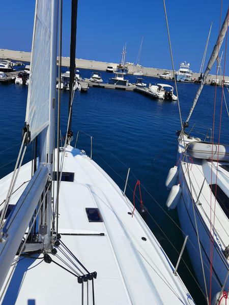 Book yachts online - sailboat - Oceanis 40.1 - Narkissos - rent