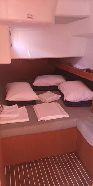 Book yachts online - sailboat - Bavaria Cruiser 46 - C2Day - rent