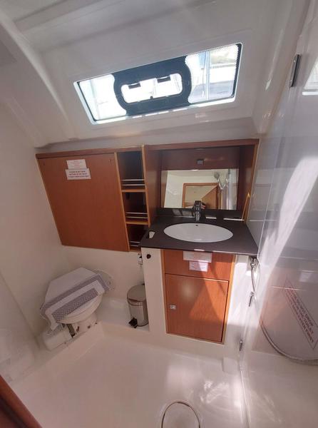 Book yachts online - sailboat - Bavaria Cruiser 41 - Nafsika - rent