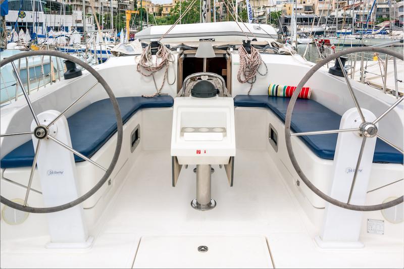 Book yachts online - sailboat - Bavaria Cruiser 46 - Athina - rent