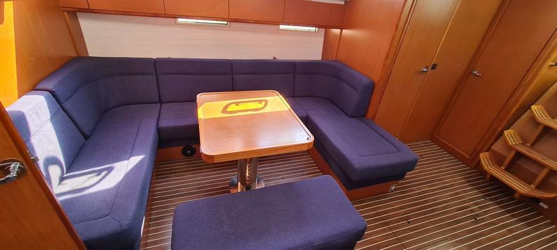 Book yachts online - sailboat - Bavaria Cruiser 51 - Dalian - rent