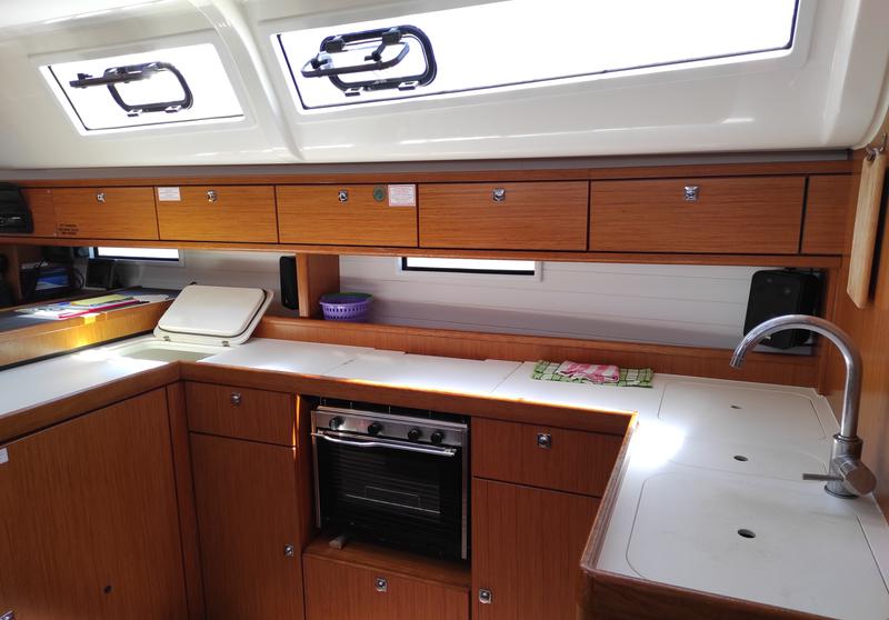 Book yachts online - sailboat - Bavaria Cruiser 51 - Pandora - rent