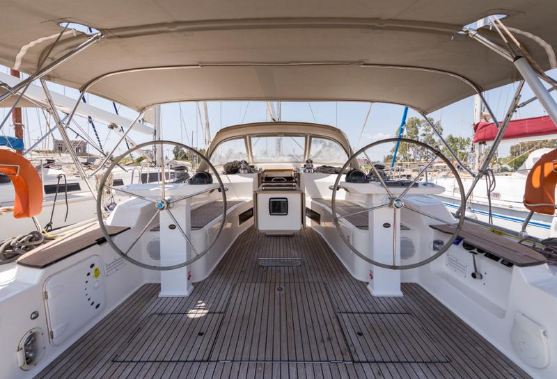 Book yachts online - sailboat - Bavaria Cruiser 50 - Altair - rent