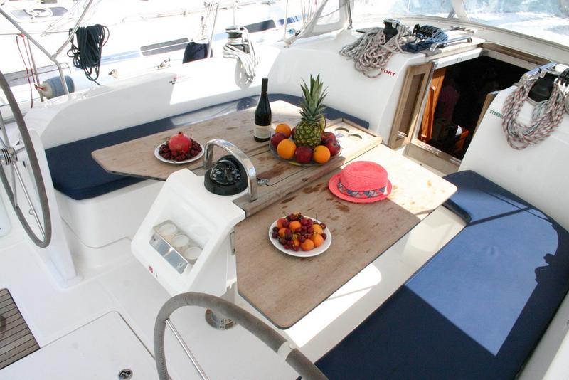 Book yachts online - sailboat - Bavaria Cruiser 46 - Fryni - rent