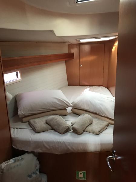 Book yachts online - sailboat - Bavaria Cruiser 45 - Destiny - rent