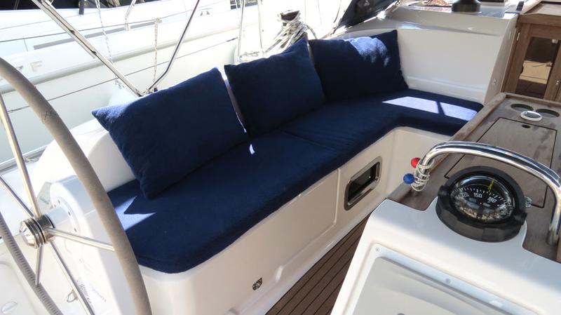 Book yachts online - sailboat - Bavaria Cruiser 46 - Sita - rent