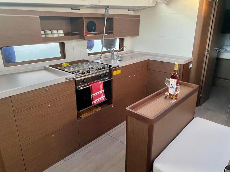 Book yachts online - sailboat - Oceanis 46.1 - Clio - rent