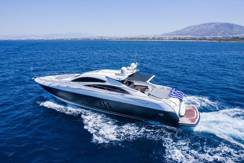 Book yachts online - motorboat - Sunseeker Predator 72 - Elentari - rent